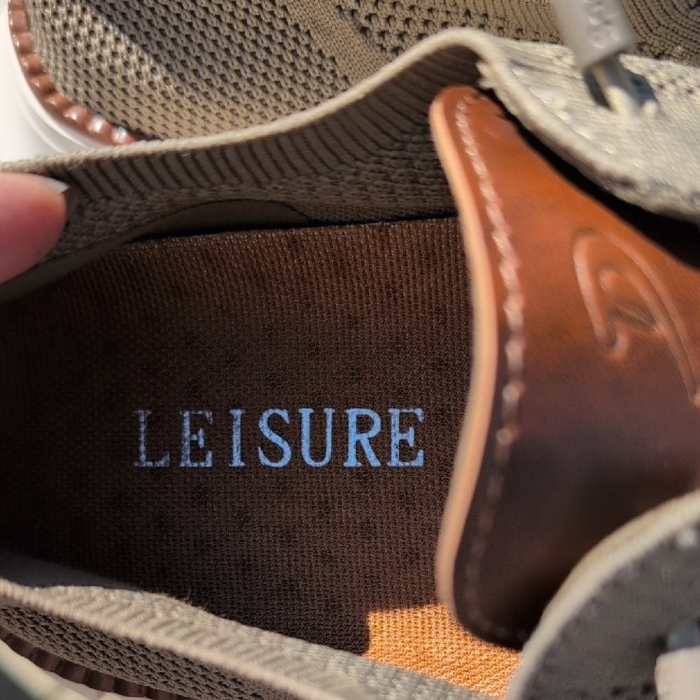 Men's Leisure Brand Tan Knit Sneakers - Picture 3 of 7